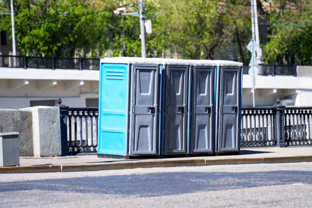 Best Porta potty delivery and setup  in Bingham Farms, MI